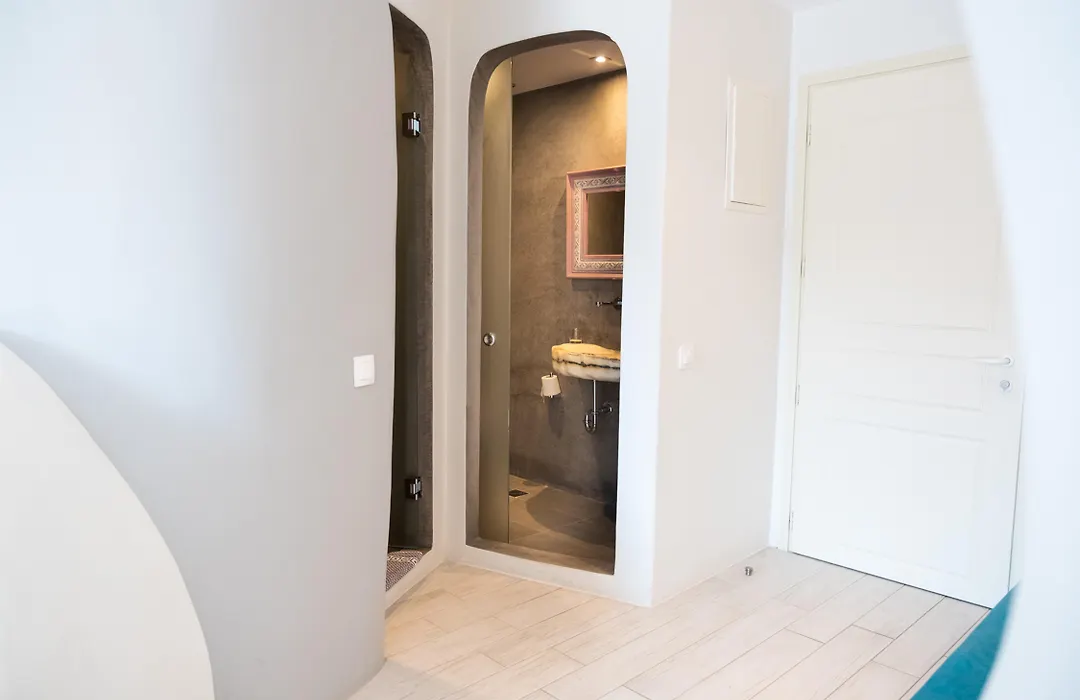 Aloni Hotel & Suites-1